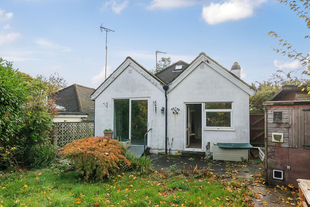 4 bed Detached Bungalow