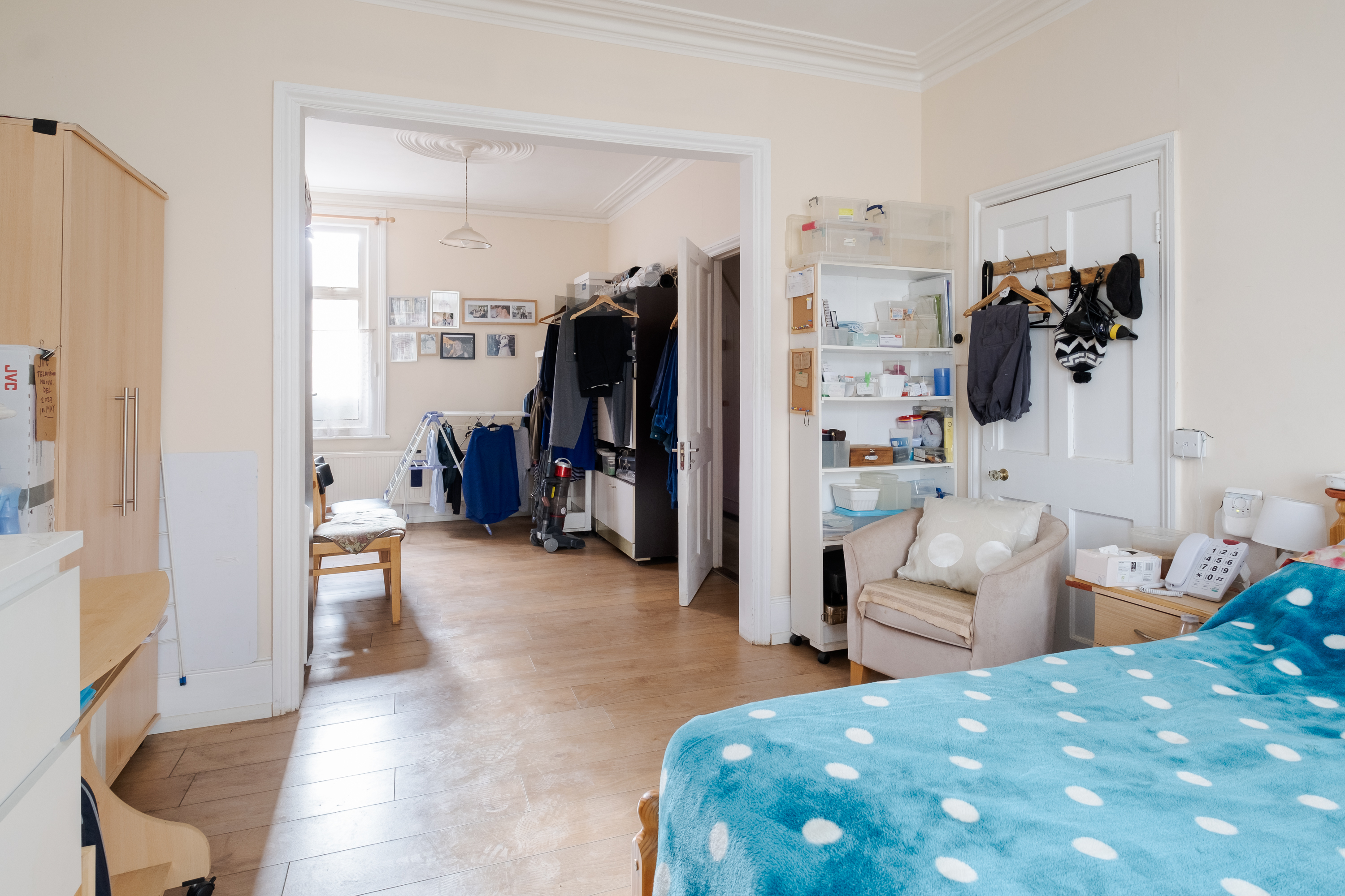 4 bed House