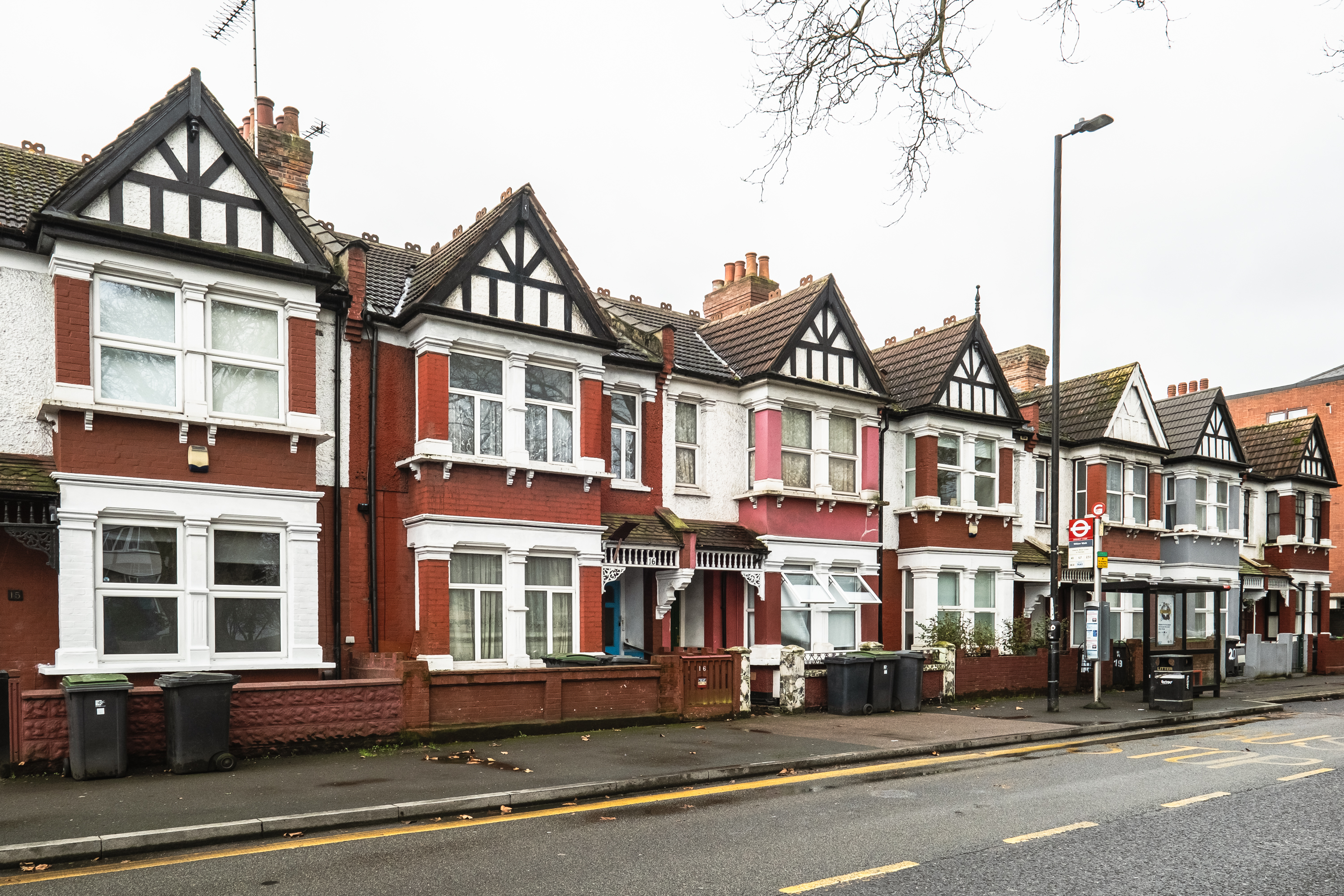 4 bed House