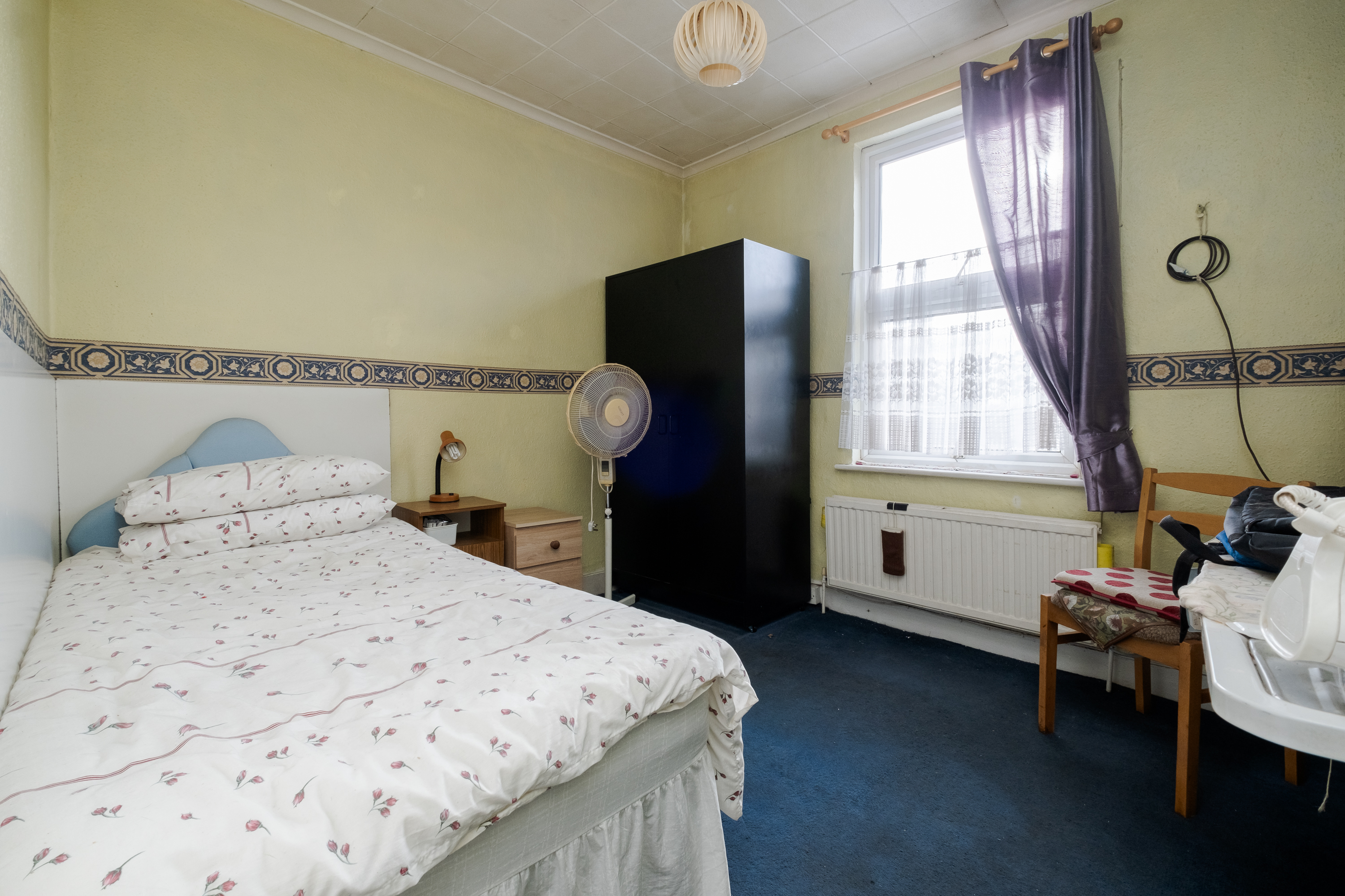 4 bed House
