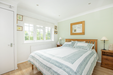 3 bed End of Terrace