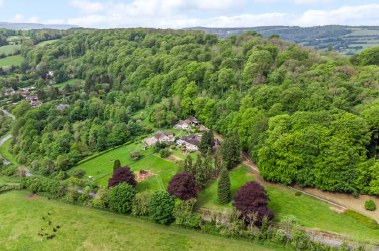 4 bed Detached