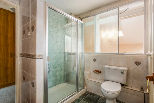 2 bed Detached