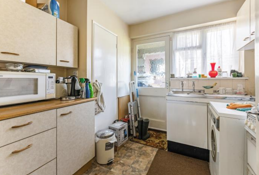 2 bed Semi-Detached Bungalow