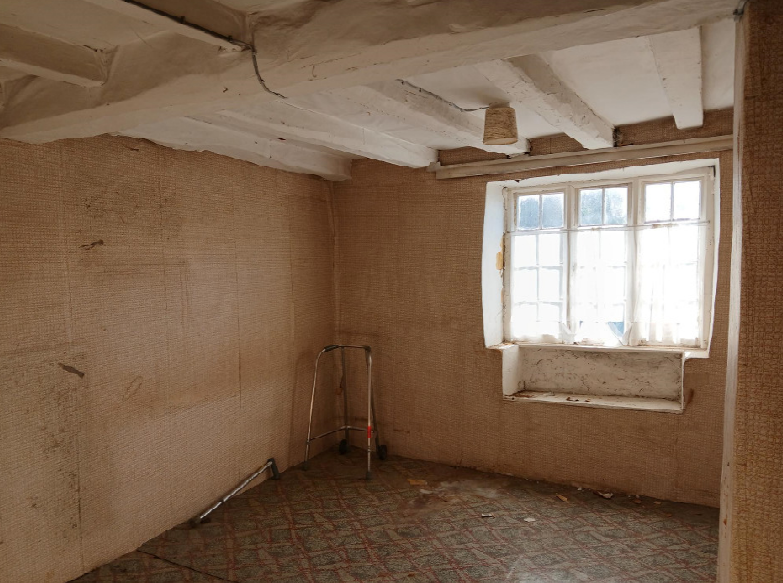 1 bed Character Property