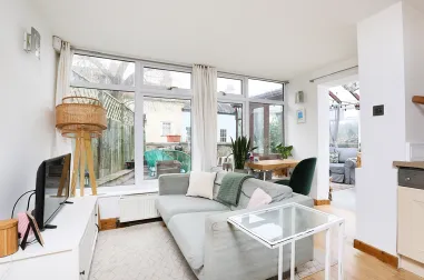 1 bed Semi-Detached