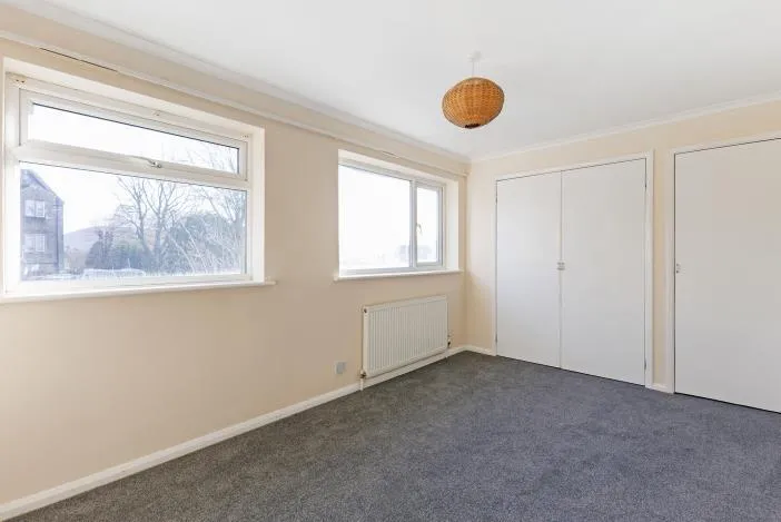 3 bed End of Terrace