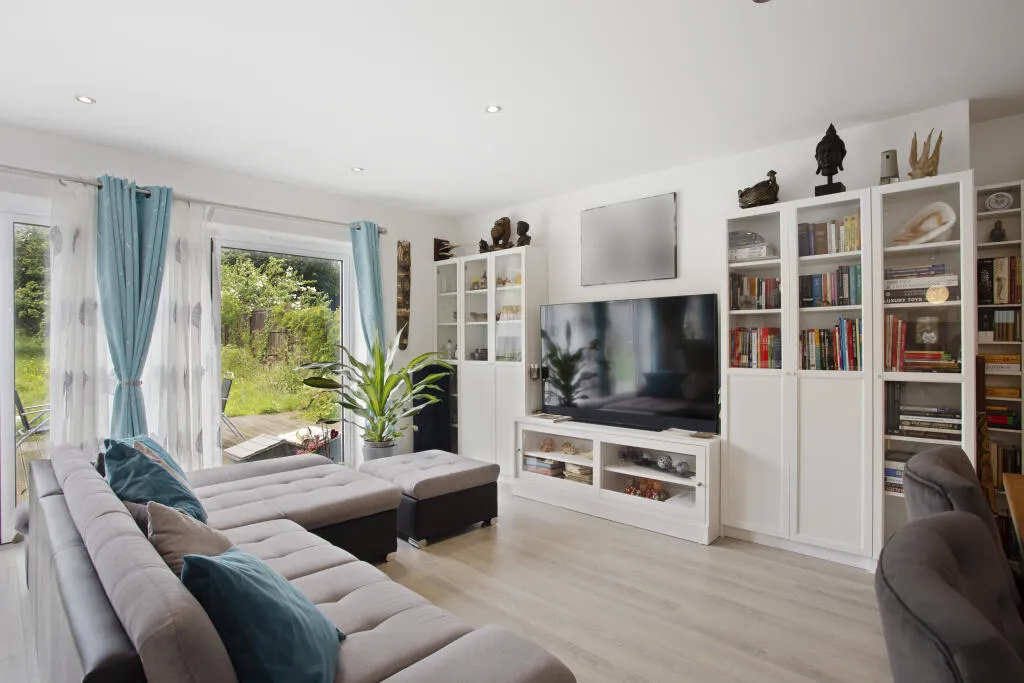 4 bed House