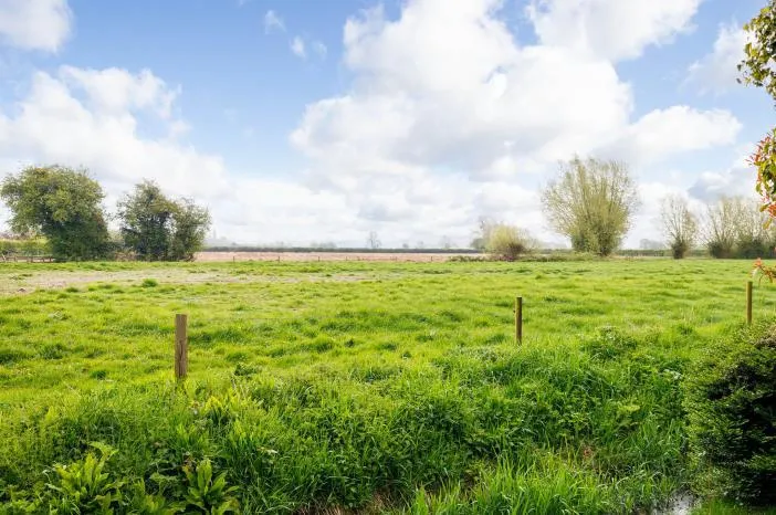 2 bed Detached Bungalow