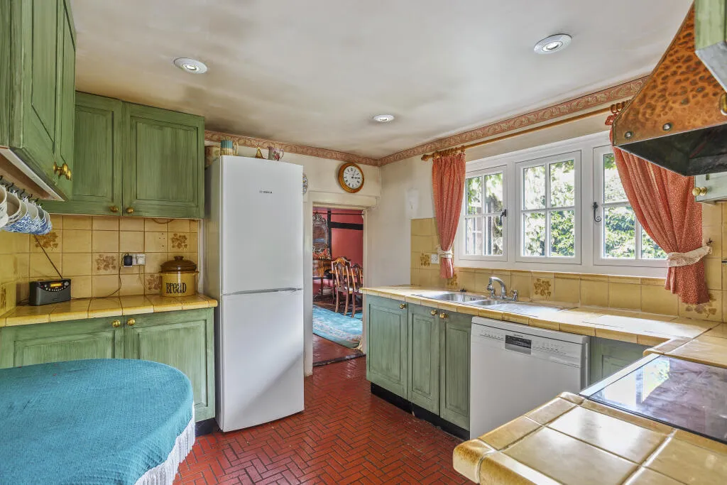2 bed House