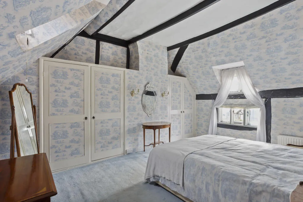 2 bed House