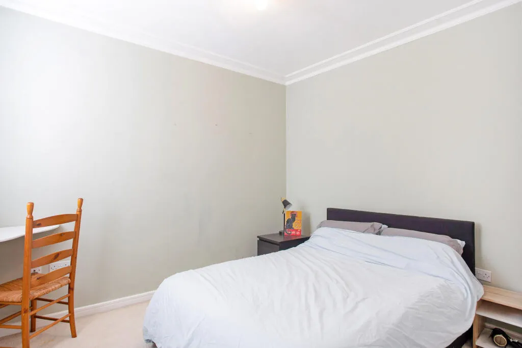 1 bed Apartment