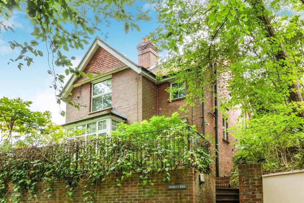 3 bed Detached
