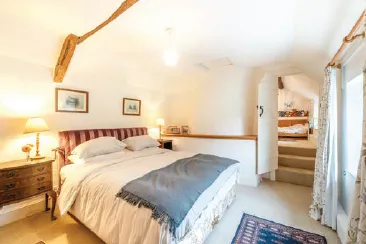 4 bed Detached