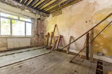 4 bed Terraced