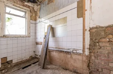 4 bed Terraced