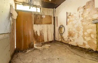 4 bed Terraced