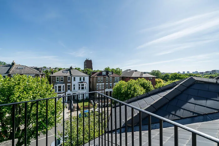 3 bed Apartment