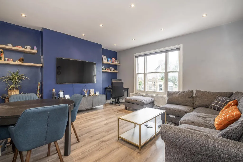 2 bed Apartment