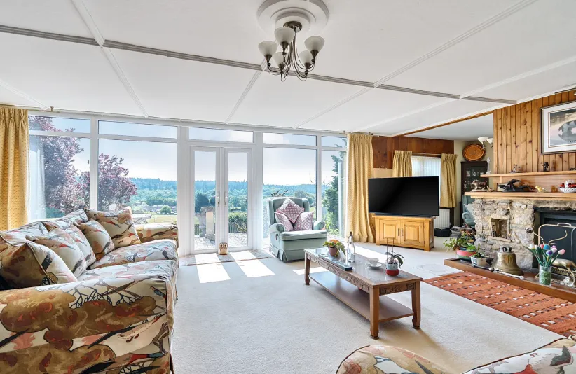 4 bed Detached Bungalow