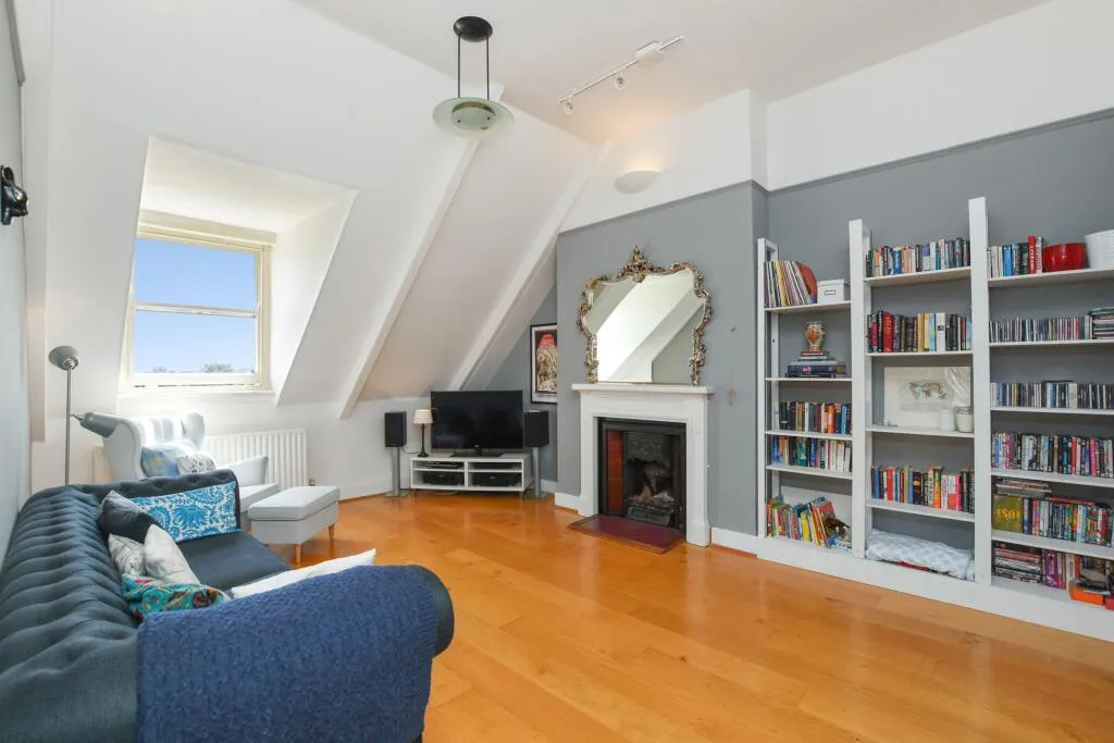 2 bed Apartment