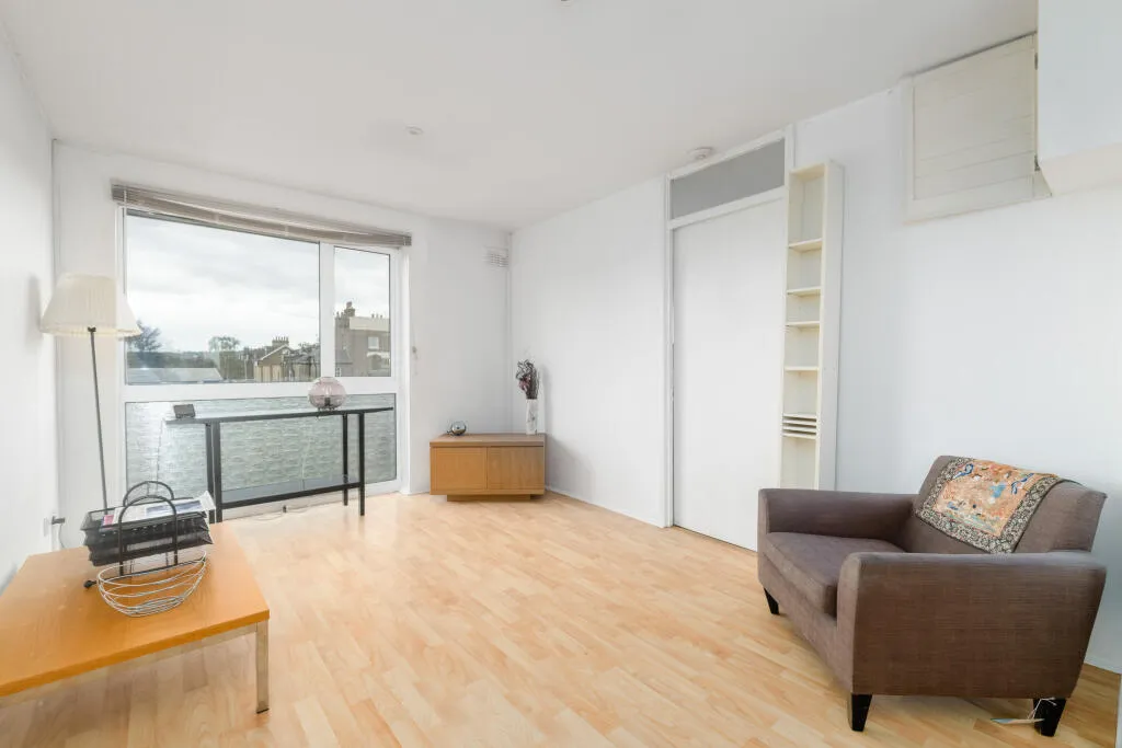 1 bed Apartment