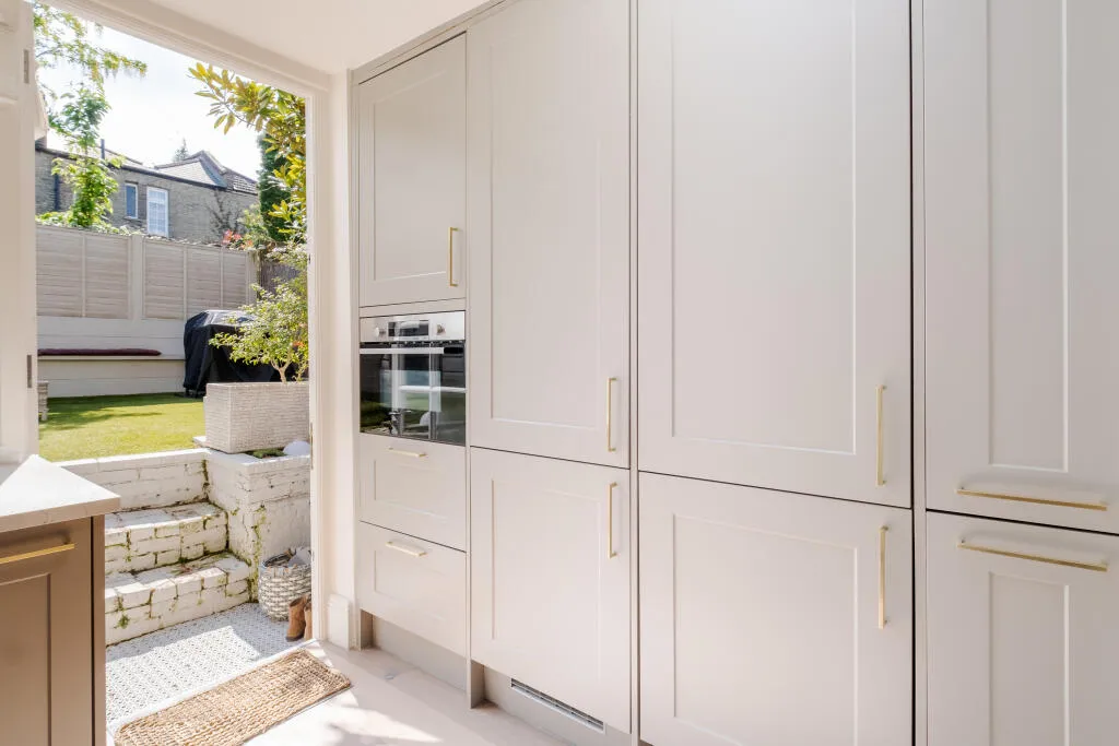 2 bed End of Terrace