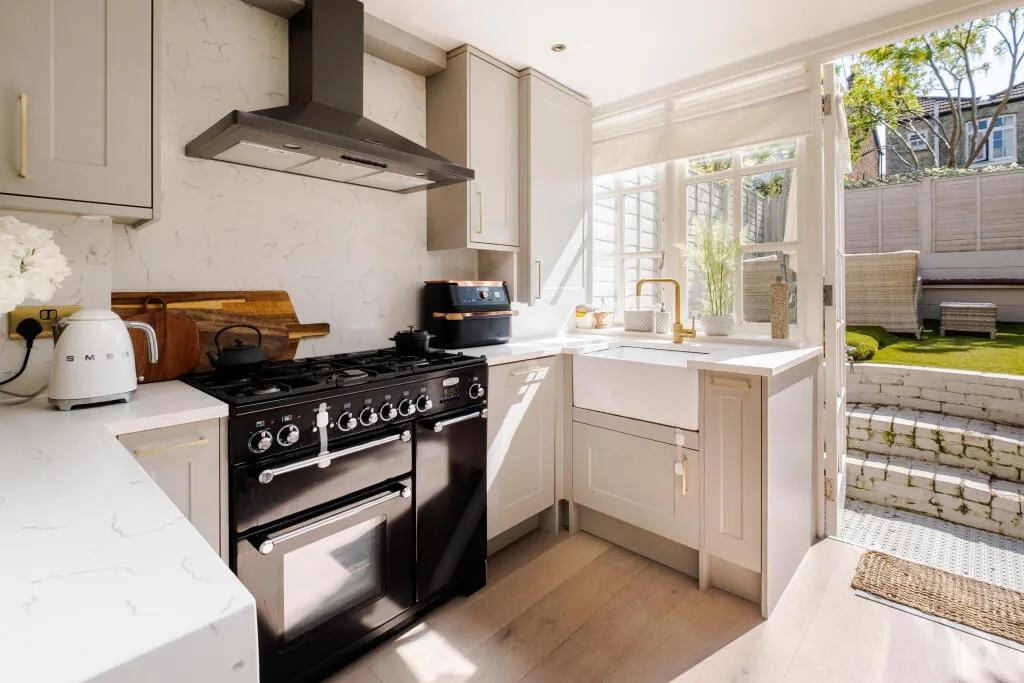 2 bed End of Terrace