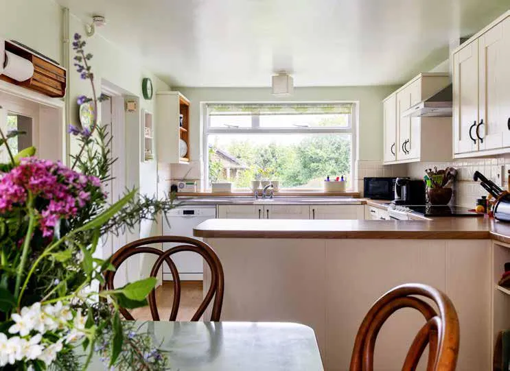 4 bed Detached