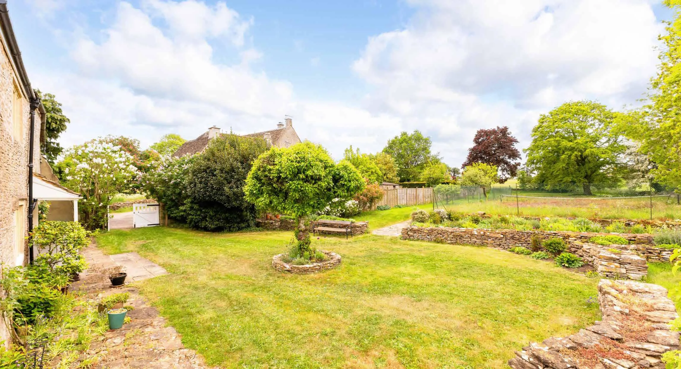 4 bed Detached