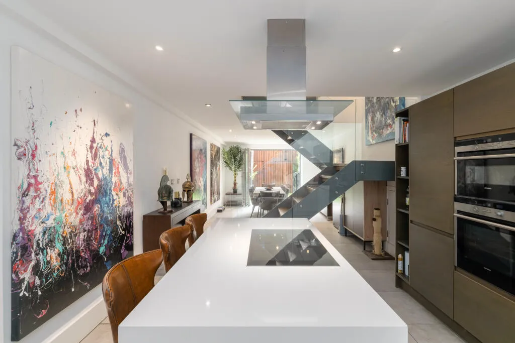 4 bed Town House