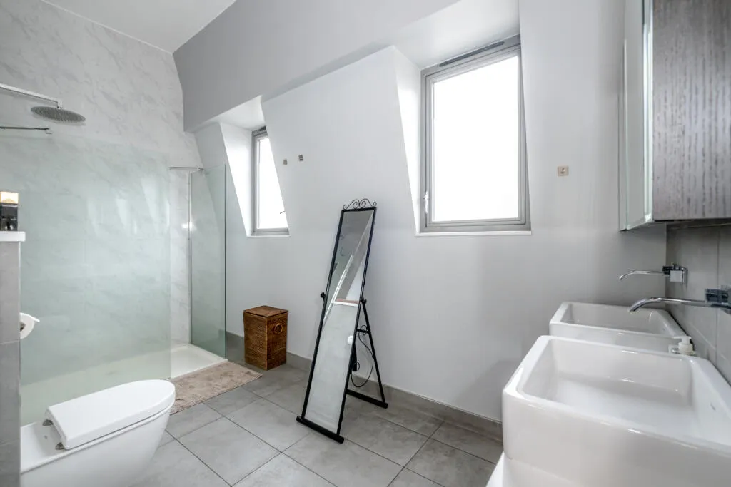 4 bed Town House