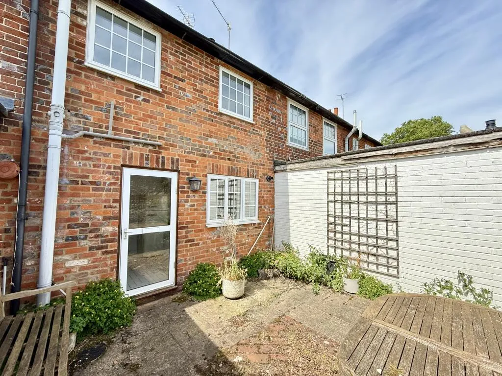 2 bed Terraced
