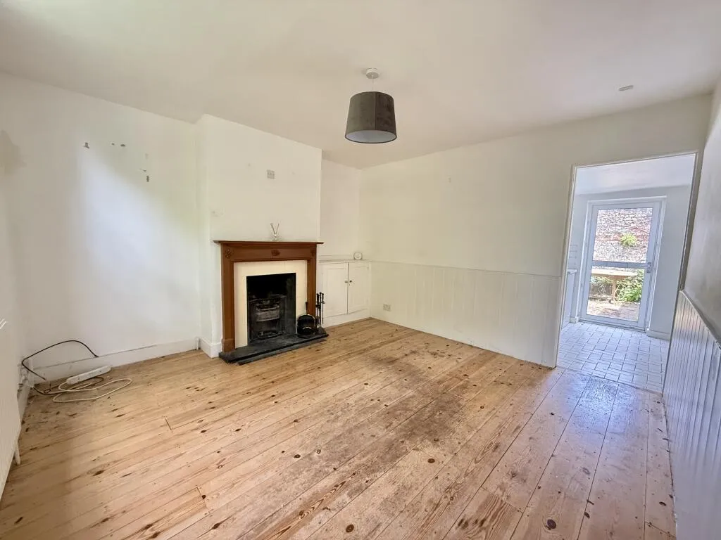 2 bed Terraced