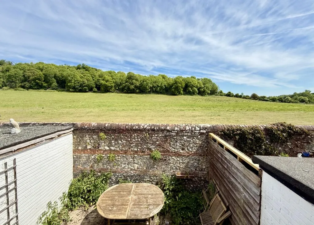 2 bed Terraced