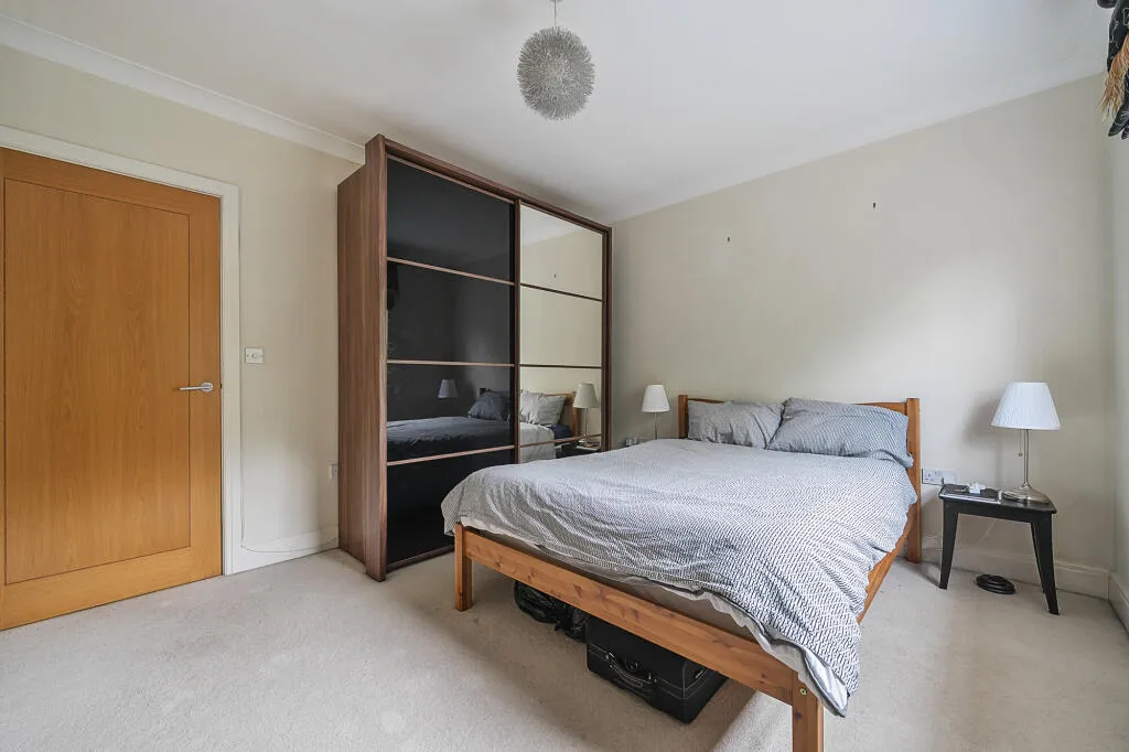 4 bed Terraced