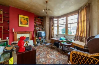 4 bed Semi-Detached