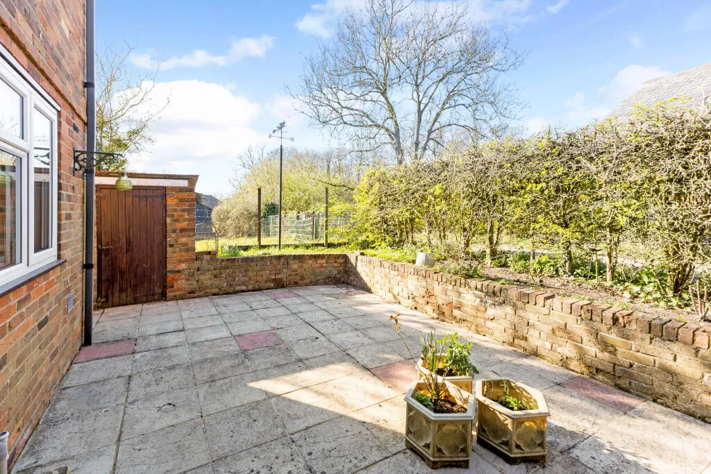 4 bed Detached