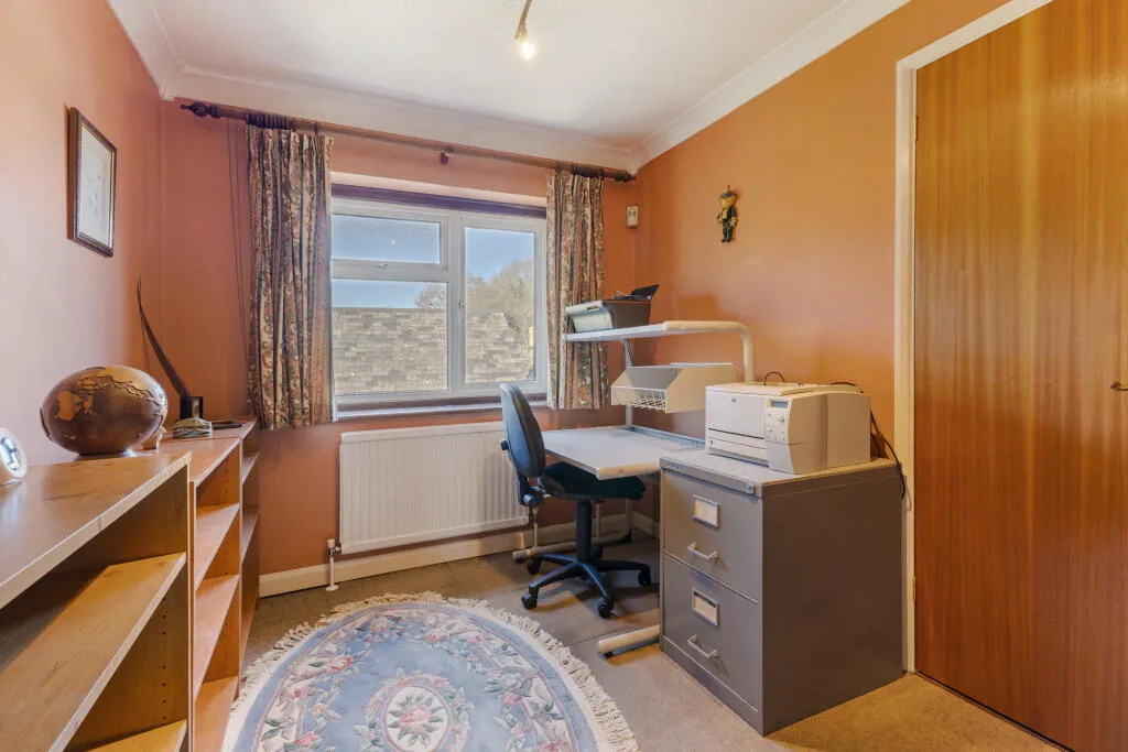 4 bed Detached