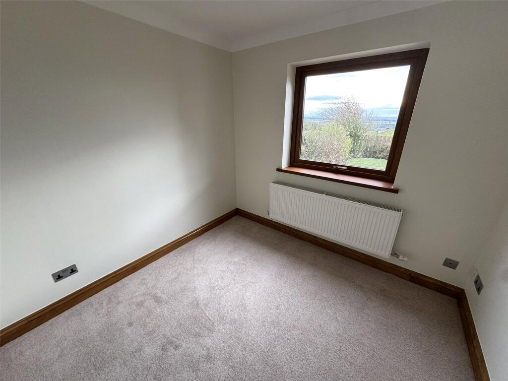 4 bed Detached