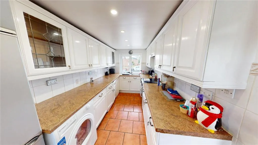 3 bed Semi-Detached