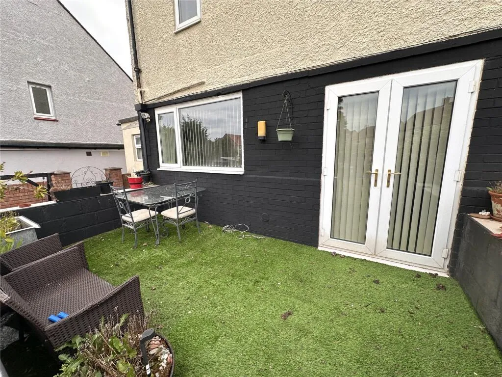 3 bed Semi-Detached