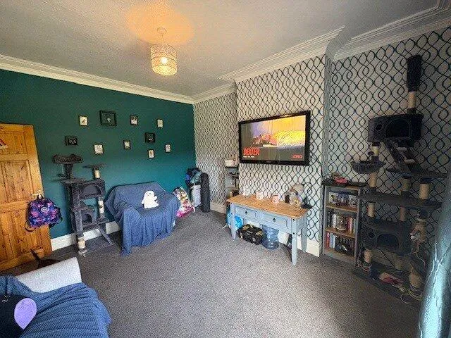 3 bed Flat Share