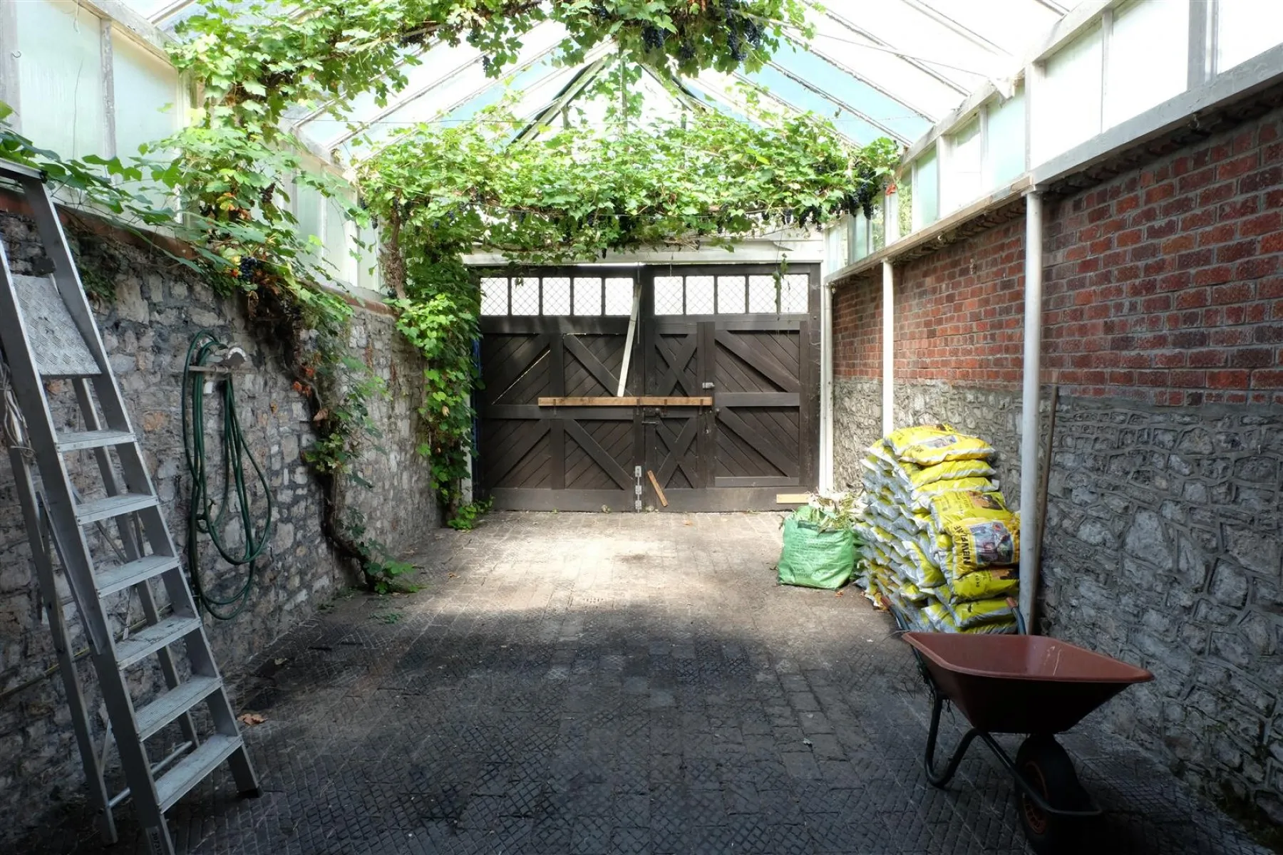 Rear Of The Gables, Church Road, 3 bedroom, House - 26083963