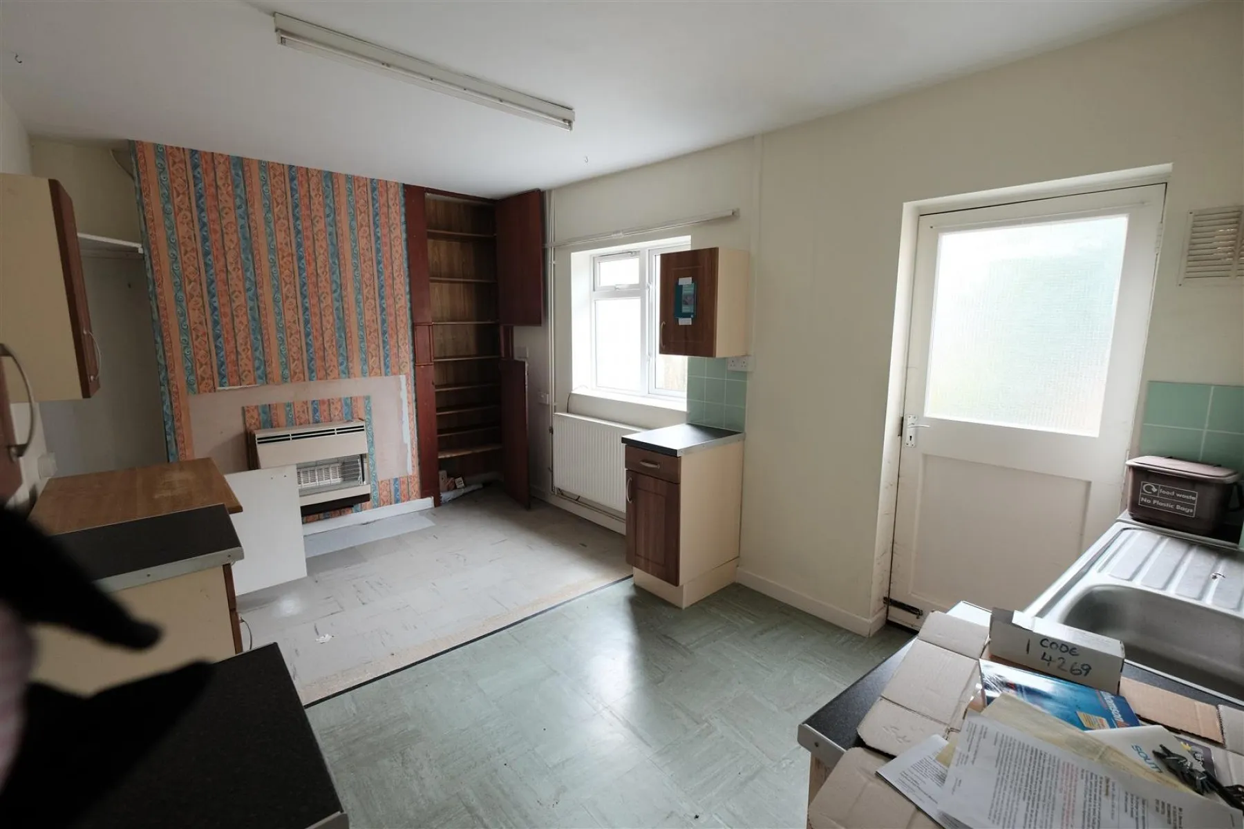 15 South Street, Southville, 2 bedroom, House - Terraced - 26457400