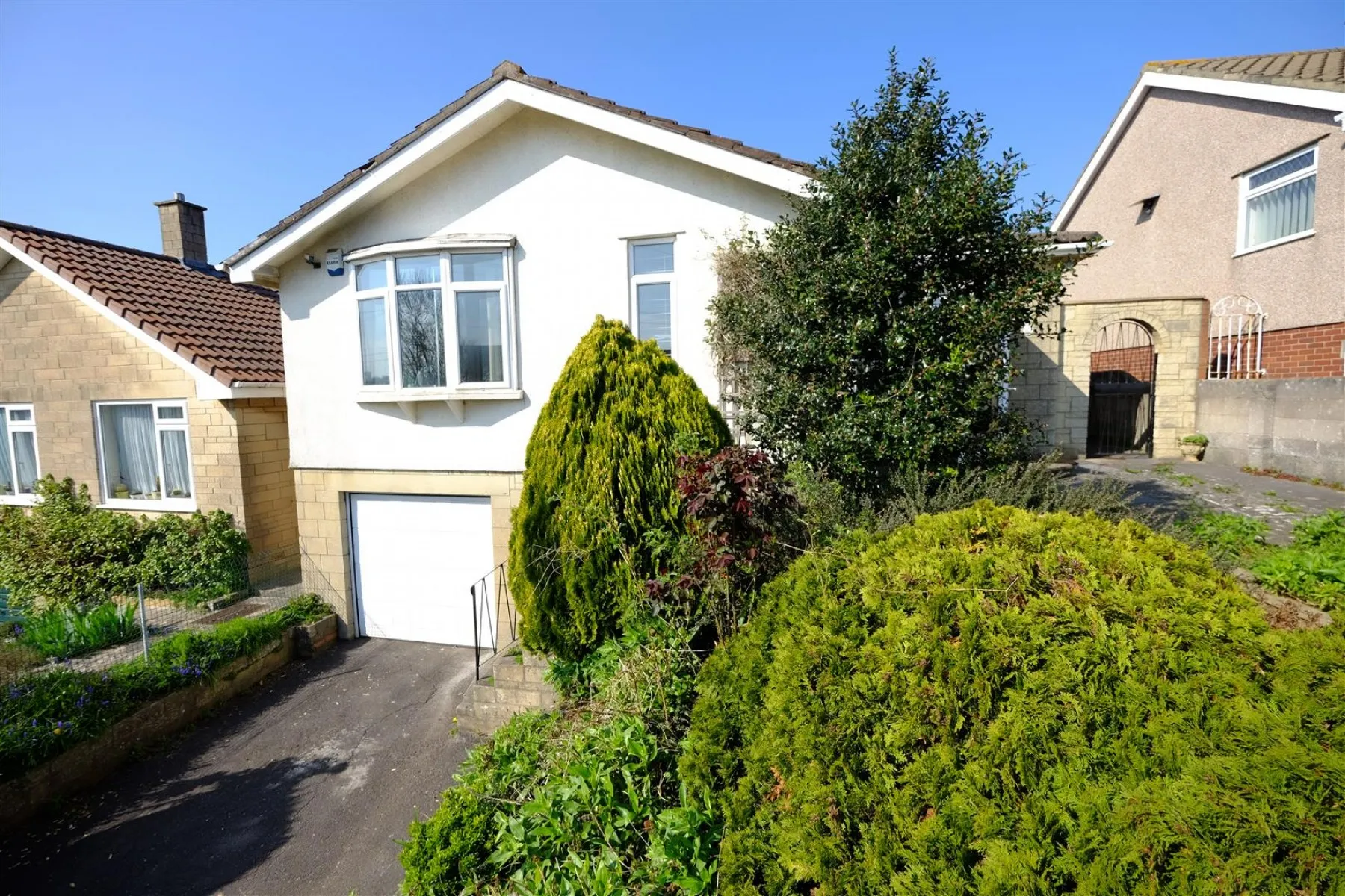 HOUSE FOR UPDATING - BRISLINGTON, 3 bedroom, House - Detached - 28663036