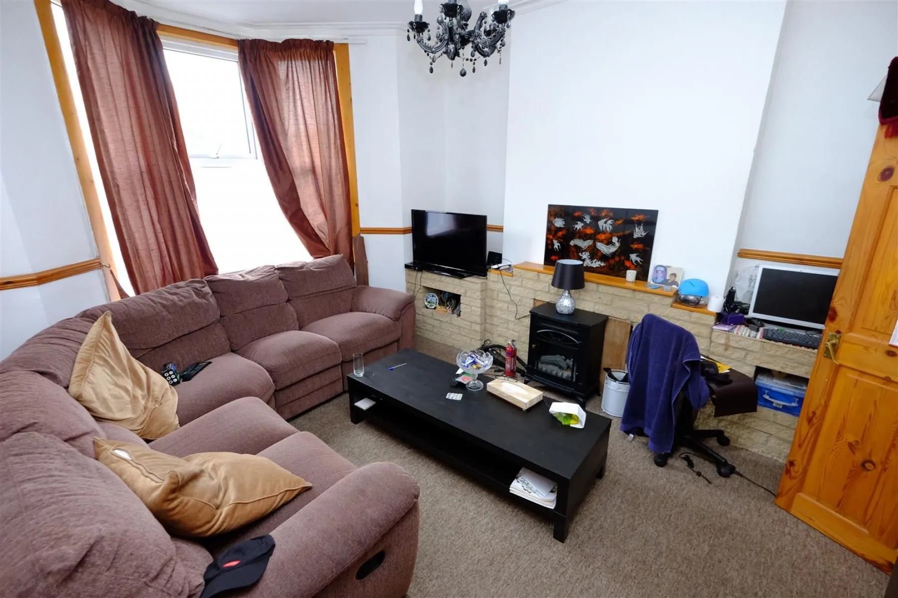 FREEHOLD BLOCK OF FLATS - KINGSWOOD, 2 bedroom, House - Terraced - 28852910