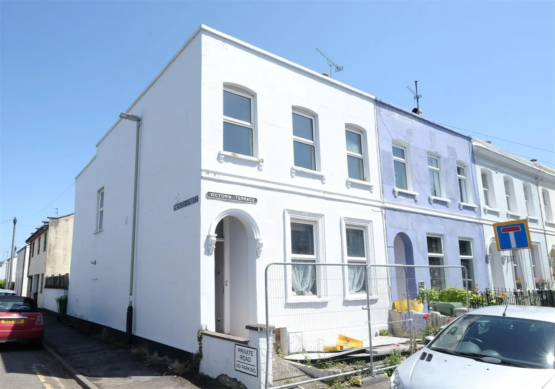 HOUSE FOR RENOVATION - CHELTENHAM, 4 bedroom, House - Semi-Detached - 28885354