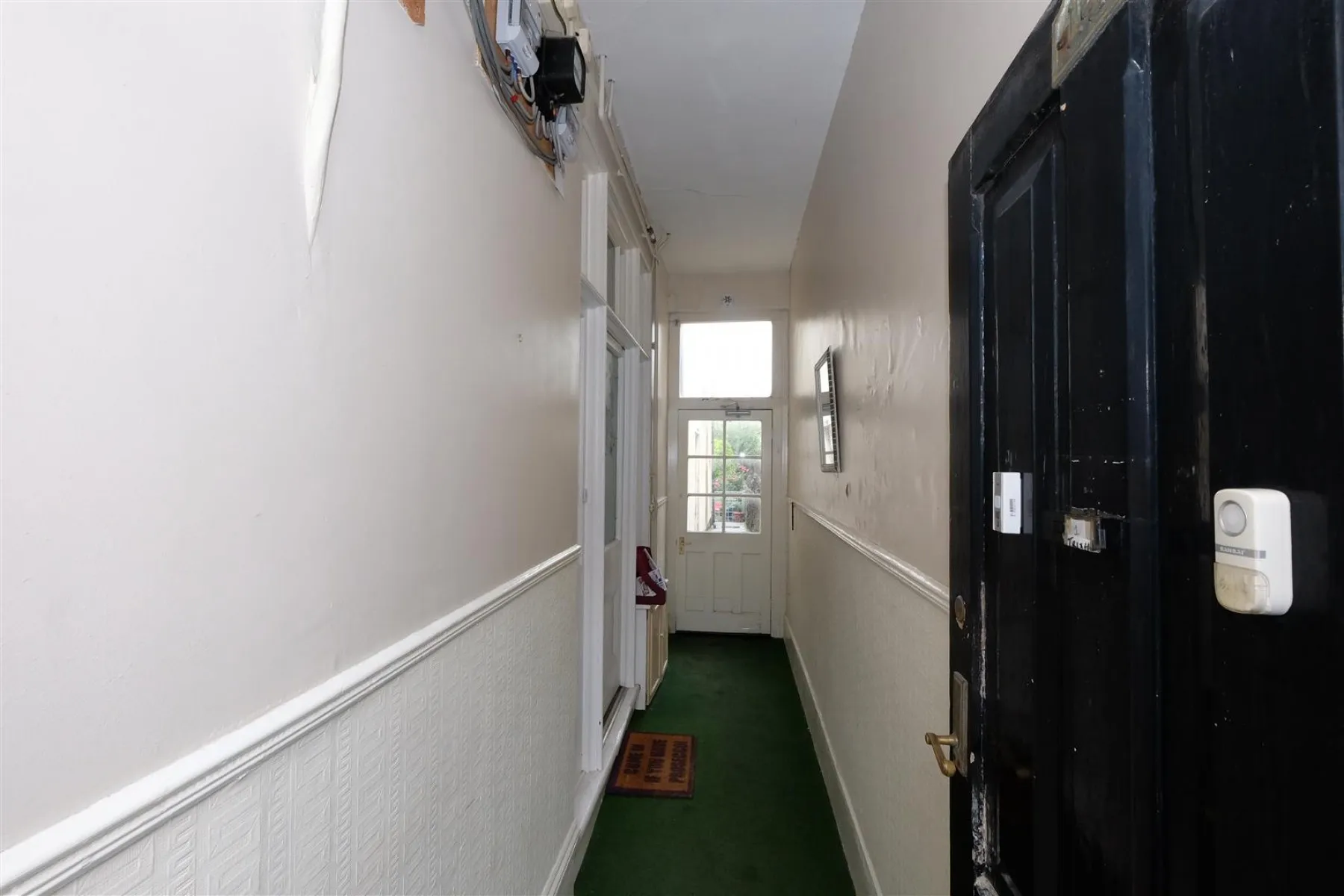 GARDEN FLAT - REDUCED PRICE FOR AUCTION, 1 bedroom, Flat - 29012166