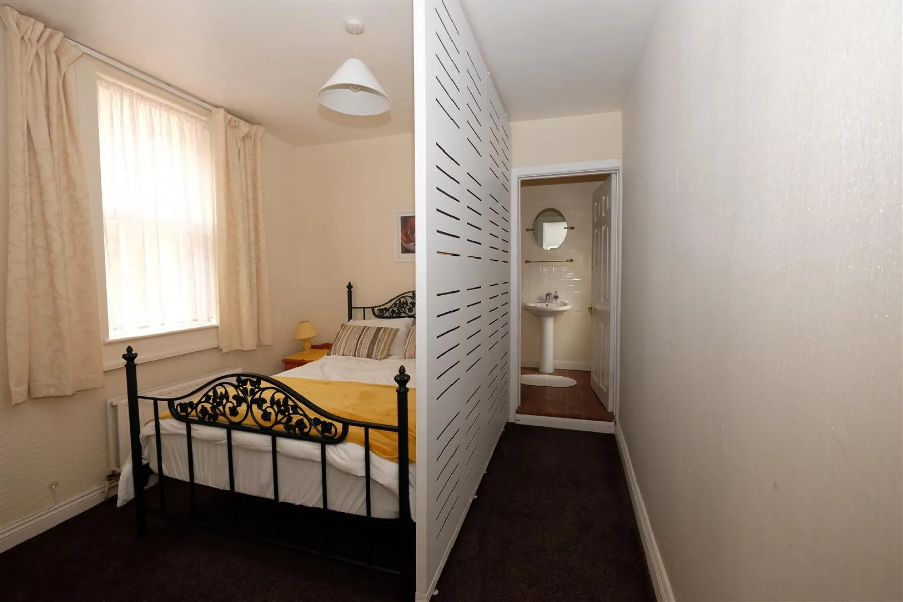 GARDEN FLAT - REDUCED PRICE FOR AUCTION, 1 bedroom, Flat - 29012166
